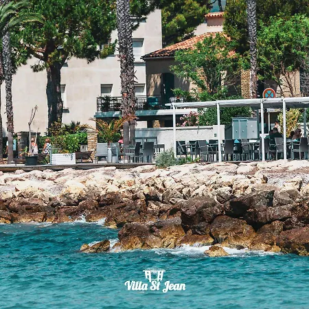 Apartment St Jean Vue Pied Dans L Eau *